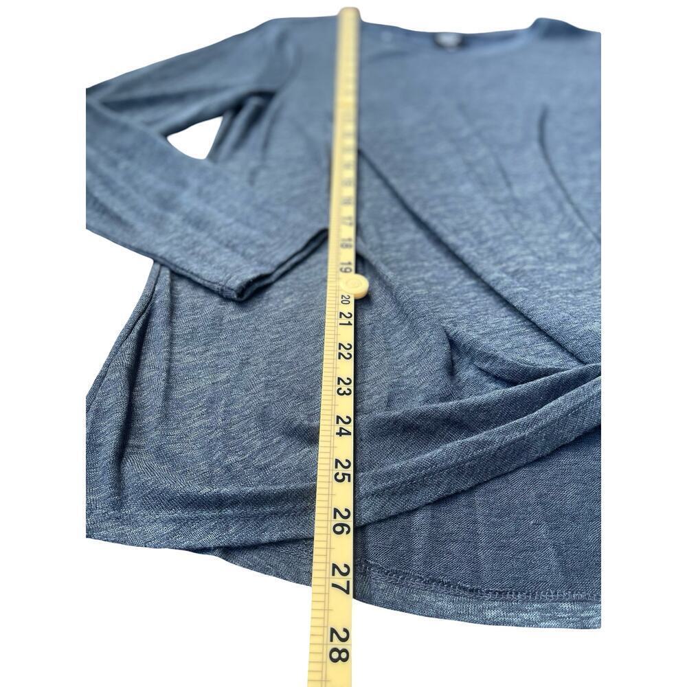 Bobeau Lightweight Twist Hem Top Gray Long Sleeve - Size Medium - Picture 6 of 9